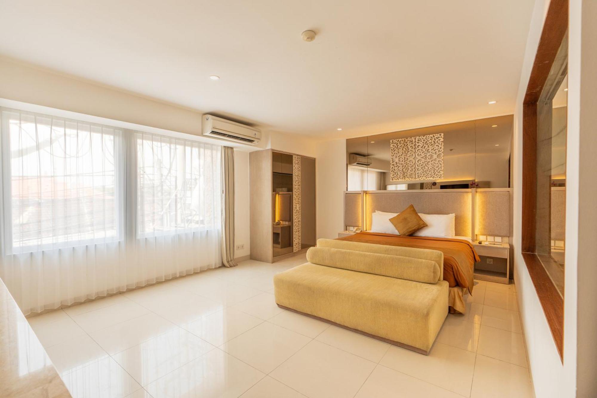 Kuta Angel Hotel Buitenkant foto