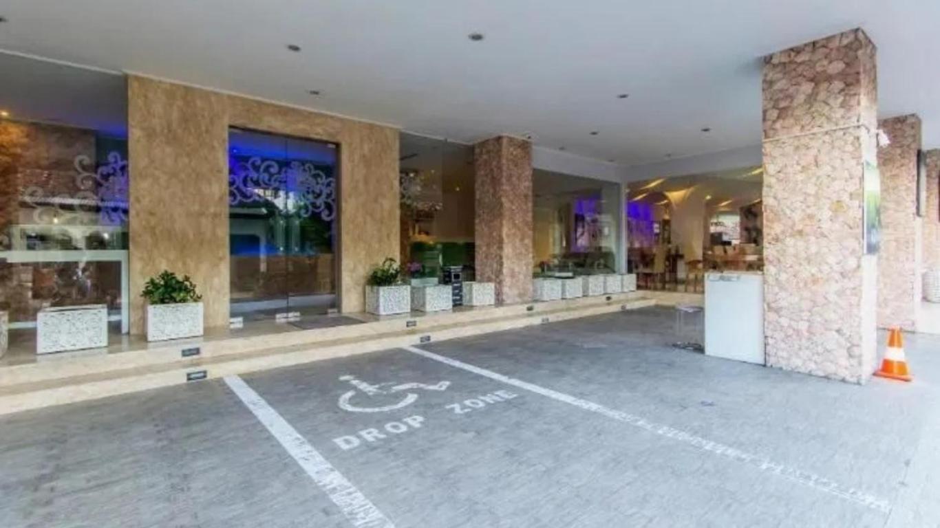 Kuta Angel Hotel Buitenkant foto